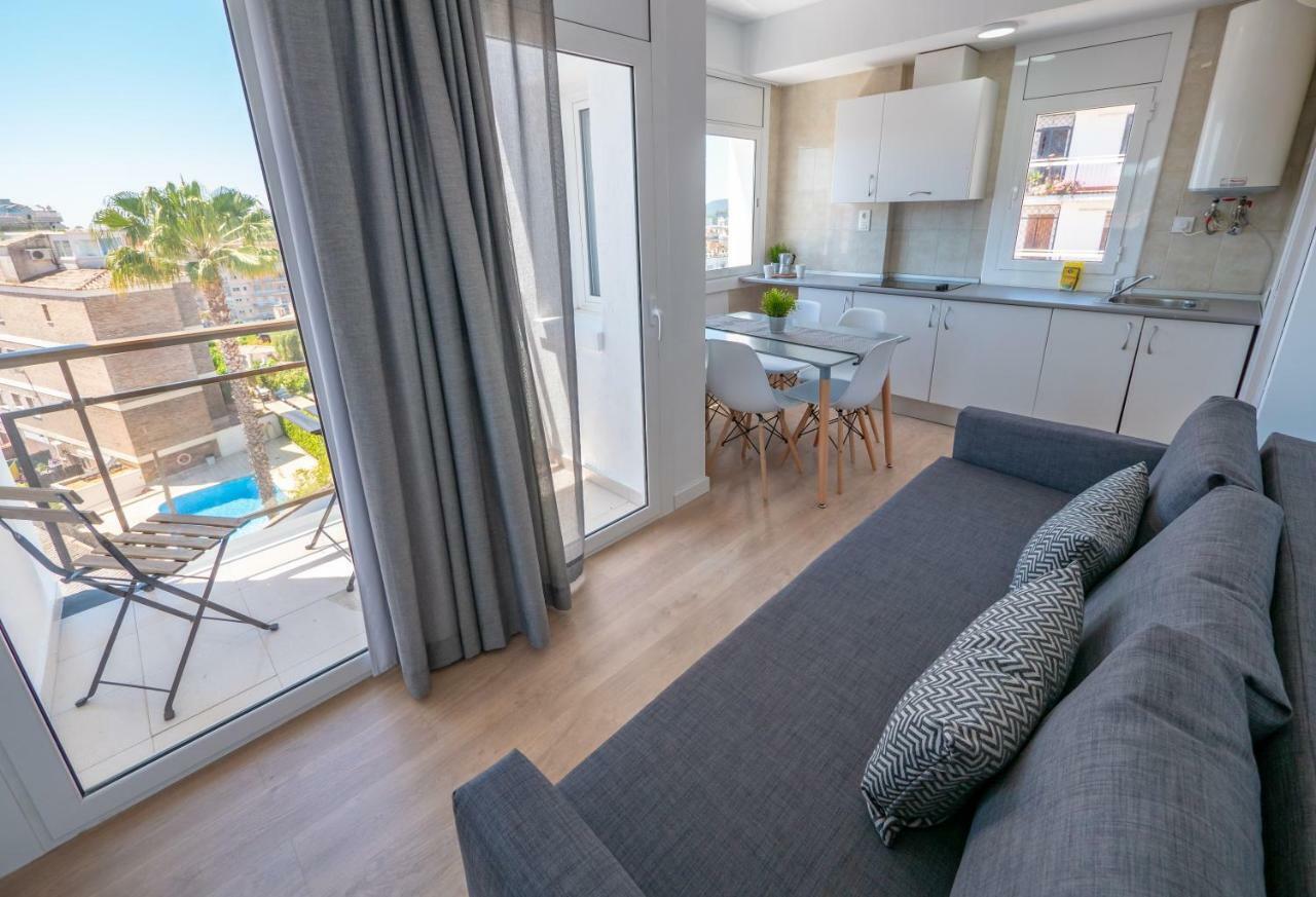 Apartamentos Ar Melrose Place Льорет-де-Мар Экстерьер фото