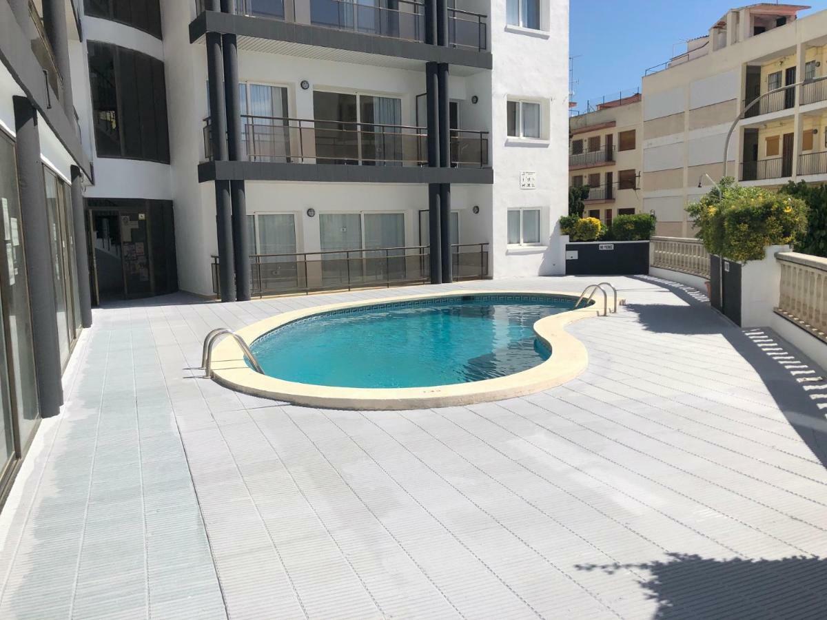 Apartamentos Ar Melrose Place Льорет-де-Мар Экстерьер фото