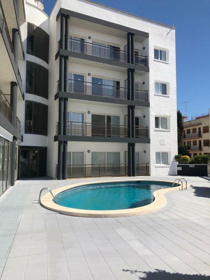 Apartamentos Ar Melrose Place Льорет-де-Мар Экстерьер фото