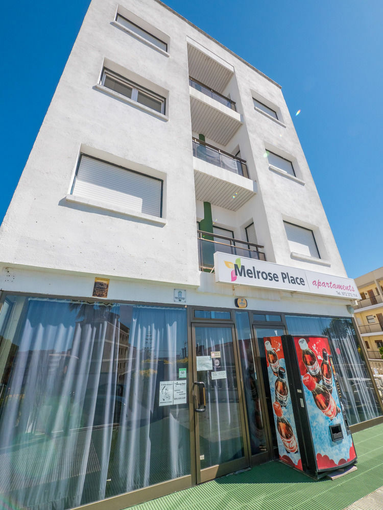Apartamentos Ar Melrose Place Льорет-де-Мар Экстерьер фото